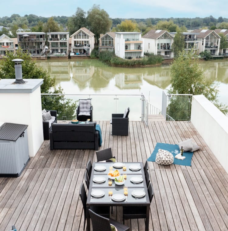 Our Lakeside Lodges