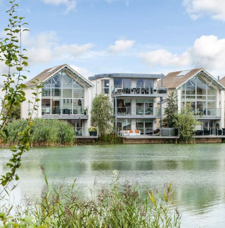 Our Lakeside Lodges